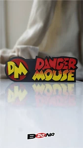 DANGER MOUSE display with memorabilia Beena Studio - Picture 1 of 2