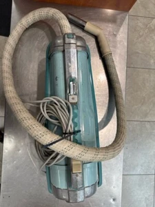 ELECTROLUX ASPIRAPOLVERE AUTOMATICO MODELLO G (101078923) - Foto 1 di 4