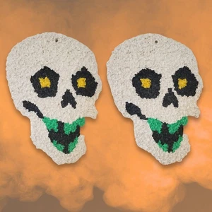 VTG Melted Plastic Popcorn White Skull 16" Halloween Wall Decor Pair Lot - Picture 1 of 7