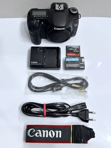 Digitalkamera Canon EOS 40D 10.1MP / Live View / - nur 12822 Auslösungen - Bild 1 von 9