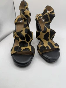 Wittner Women's Shoes Size 7 Bertie Koto Animal Print Heel Leather Upper Giraffe - Picture 1 of 10