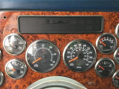 Приборная панель спидометра Western Star Trucks 4900FA - б/у - Изображение 1 из 4