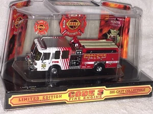 Code 3 Collectible Fire Truck Collector’s Club Ferrara Inferno Pumper 2000 Vol - Picture 1 of 12