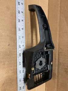 Manija trasera usada con válvula de lengüeta de un Craftsman Modelo 358.353 671 motosierra - Imagen 1 de 10