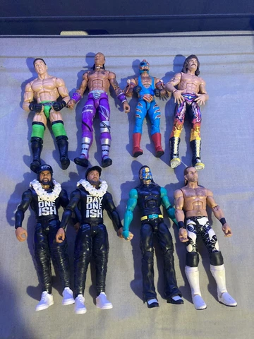 wwe action figure bundle Cover