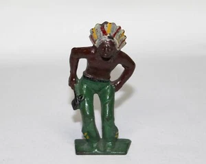Juguete de metal de hierro fundido de colección soldado guerrero nativo americano con arcilla Tomahawk - Imagen 1 de 5