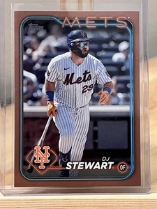 2024 Topps Series 2 - DJ Stewart #609 Gold /2024 - Picture 1 of 2