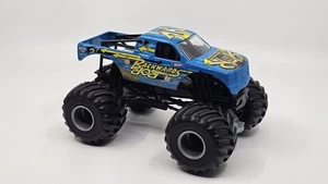 Camión Hotwheels Monster Jam Backwards Bob 1/24 DieCast azul SOLO REPARACIÓN DAÑADA - Imagen 1 de 6