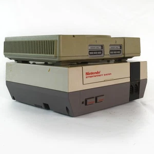 Nintendo NES-001 y Sony Playstation SCPH-9001 (Venta Reparación Piezas) - Imagen 1 de 12