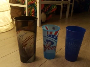 Gobelet new york yankees stadium Lot De 3 Différents Base Ball  - Imagen 1 de 9