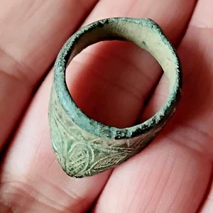 Antiker Bogenschützenring Bronze graviert - Bild 1 von 12