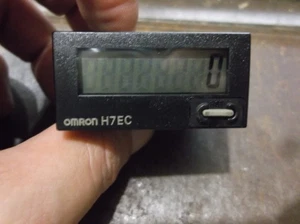 OMRON H7EC-N-B TOTAL COUNTER (378-2) - Picture 1 of 4
