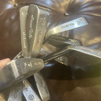 Juego de plancha RH Powerbilt Levelume, hierros 2-9, más cuña Foto 1 de 4