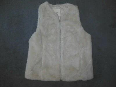 全新无标签 Maurices 中号浅米色人造毛皮温暖柔软暖拉链背心口袋 — 第 1/2 张图片