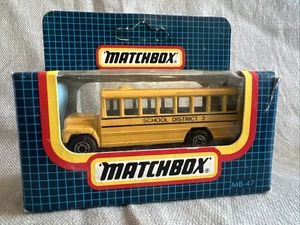 MATCHBOX SUPERFAST 1-75 MB47 AMERICAN SCHOOL BUS MIB - Picture 1 of 5