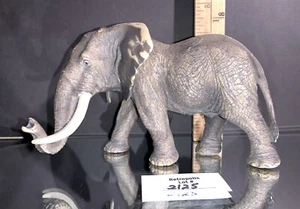 Schleich Elephant D-73527 Figurine - Picture 1 of 7