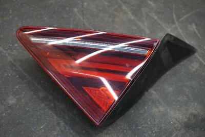 Luz trasera tapa maletero interior lado pasajero derecho 4G8945094K Audi S7 18 *Nota Foto 1 de 4