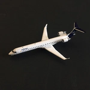 GeminiJets Bombardier CRJ900 Aircraft "Lufthansa" 1/400 Diecast Model GJ2021 - Picture 1 of 23