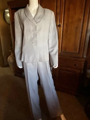 Traje Pantalón Le Suit 2 Piezas, Gris Plateado, Talla 16, Nuevo con Etiquetas Foto 1 de 4