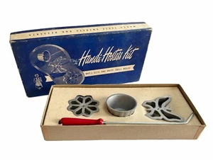 Juego de moldes de hierro roseta vintage Handi Hostess 4 piezas flor mariposa copa acanalada - Imagen 1 de 8