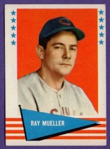 1961 Fleer Ray Mueller #128 (ex/ex+) Cincinnati Reds