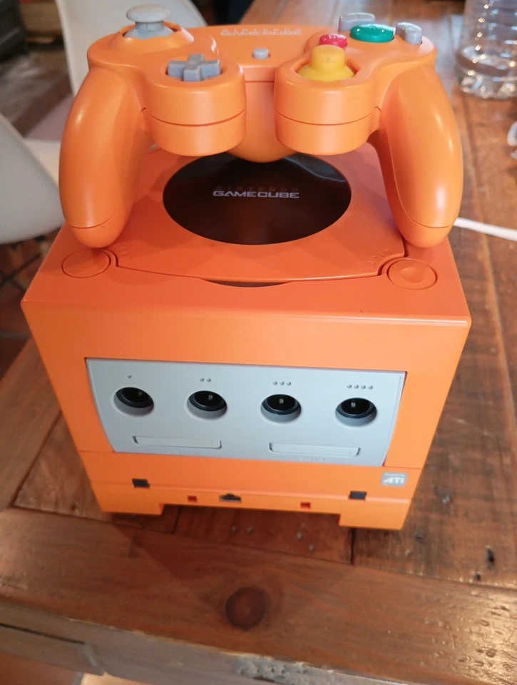 Console Nintendo GameCube  🍊 Spicy (NTSC-J) GameBoy Player Manette  - Photo 1/4