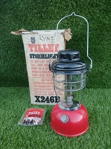 Vintage Red Tilley X246B Paraffin Pressure Lamp / Stormlight Boxed - Picture 1 of 9