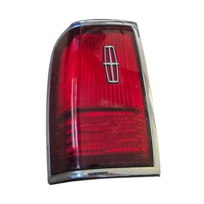 Luz trasera izquierda conductor Lincoln Town Car 1990-1994 F1VB-13441-A OEM Foto 1 de 4