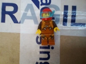 Lego Mini Figure Deep Sea Diver with Red Helmet - Picture 1 of 3