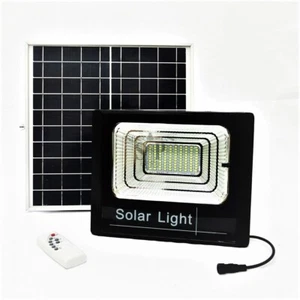 Faro 10W Con Pannello Solare Crepuscolare E Telecomando A Distanza - Foto 1 di 7