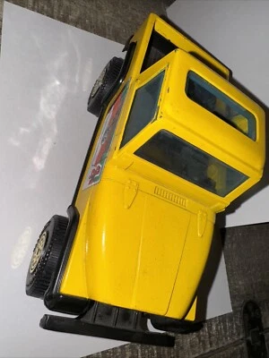 Juguete Jeep Desert Rat Diecast 4x4 Amarillo ENVÍO GRATUITO Foto 1 de 4