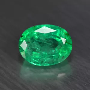 Piedra preciosa esmeralda natural zambiana color verde intenso de 2,29 quilates - Imagen 1 de 2