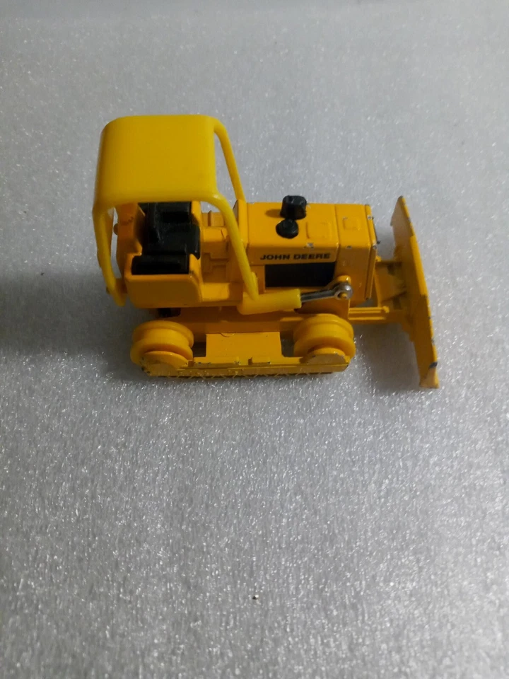 John Dear Earth Mover 1:50 ERTL (falta 1 pista) (lote rojo 1) Foto 1 de 4