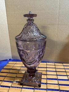 Vintage elegante Heisey Glas Ipswich Muster in Amethyst Deckel Bonboniere 9,5" hoch - Bild 1 von 6