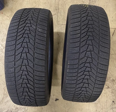 2x Winterreifen 235/45 R20 100V Hankook Winter i*cept evo3 X - Bild 1 von 4