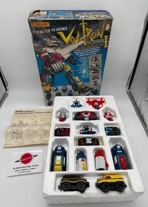 Voltron 1 1984 completo con caja vehículo Force Deluxe Warrior I caja de cerillas de colección - Imagen 1 de 7