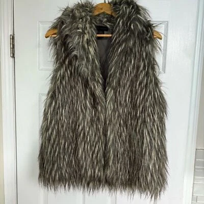 Chaleco Steve Madden de piel sintética tostado talla M/L Foto 1 de 4