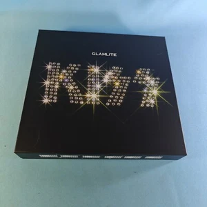 Glamlite X KISS LIMITED EDITION Eyeshadow Pallet NEW IN BOX - Picture 1 of 3