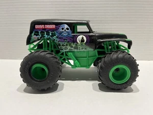 Grave Digger Monster Jam Truck RC 1:24 Scale Spin Master No Remote Untested - Picture 1 of 4