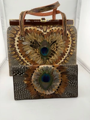 Cartera vintage de plumas de pavo real con billetera. Cartera aproximadamente 10x7 Foto 1 de 4