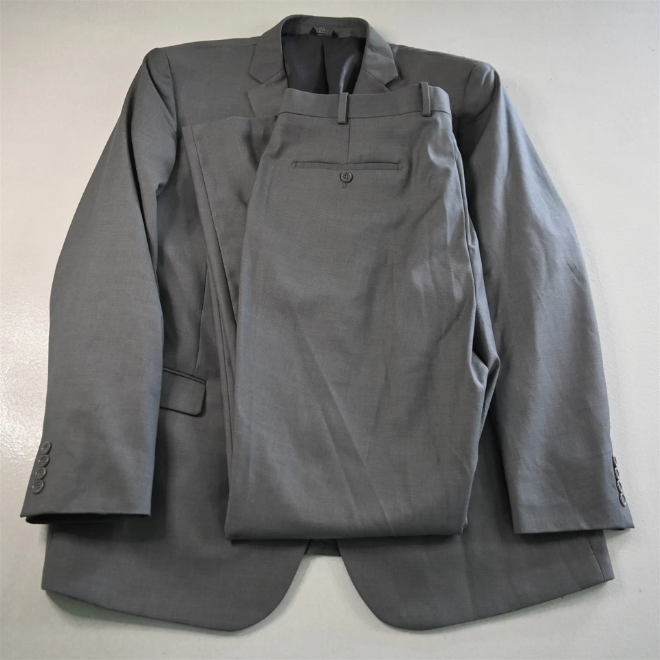 Caravelli 48L 40x38 Gray Super 150s Harry Mens Jacket Pants Suit - Image 1 of 4