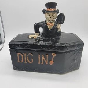 2014 YANKEE CANDLE BONEY BUNCH HALLOWEEN DIG IN COFFIN CANDY DISH - Picture 1 of 9