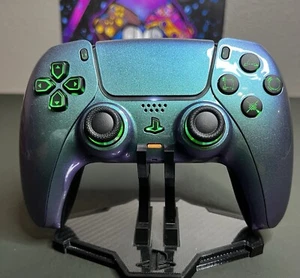 Two-Tone Chameleon Green - RGB LED - Custom Wireless Controller for PS5 Or PC - Picture 1 of 4
