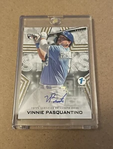 Vinnie Pasquantino Topps Serie 1 One 2023 Auto 1. Auflage/50 - Bild 1 von 2