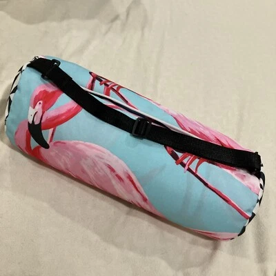 Estojo tapete de ioga Flamingo com alça, novo no estojo com alça de transporte, azul e rosa - Imagem 1 de 4