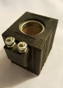 Parker Hannifin Valve Coil 851064-024 VDC - Picture 1 of 2