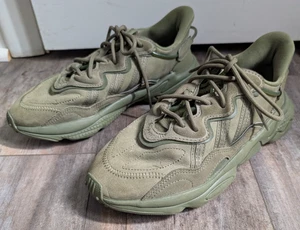 NWOB adidas Ozweego lace-up sneakers Women's Size 8 Trace Cargo / Night Cargo - Picture 1 of 6