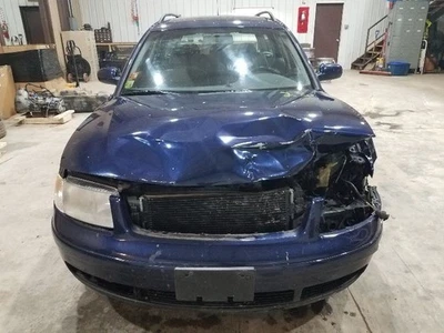 Intercooler Volkswagen Passat 2000-01 (1,8 L, AT)  Foto 1 de 4