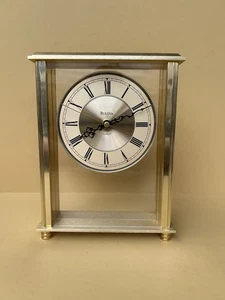 Bulova Quartz  Collectible Brass Mantel Table Or Shelf Clock Parts or Repair - Picture 1 of 9