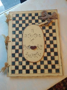 Country Wood Cover Recipe Book-Hart Felt Favorites With 75 Plus Recipes Cottage - Picture 1 of 21